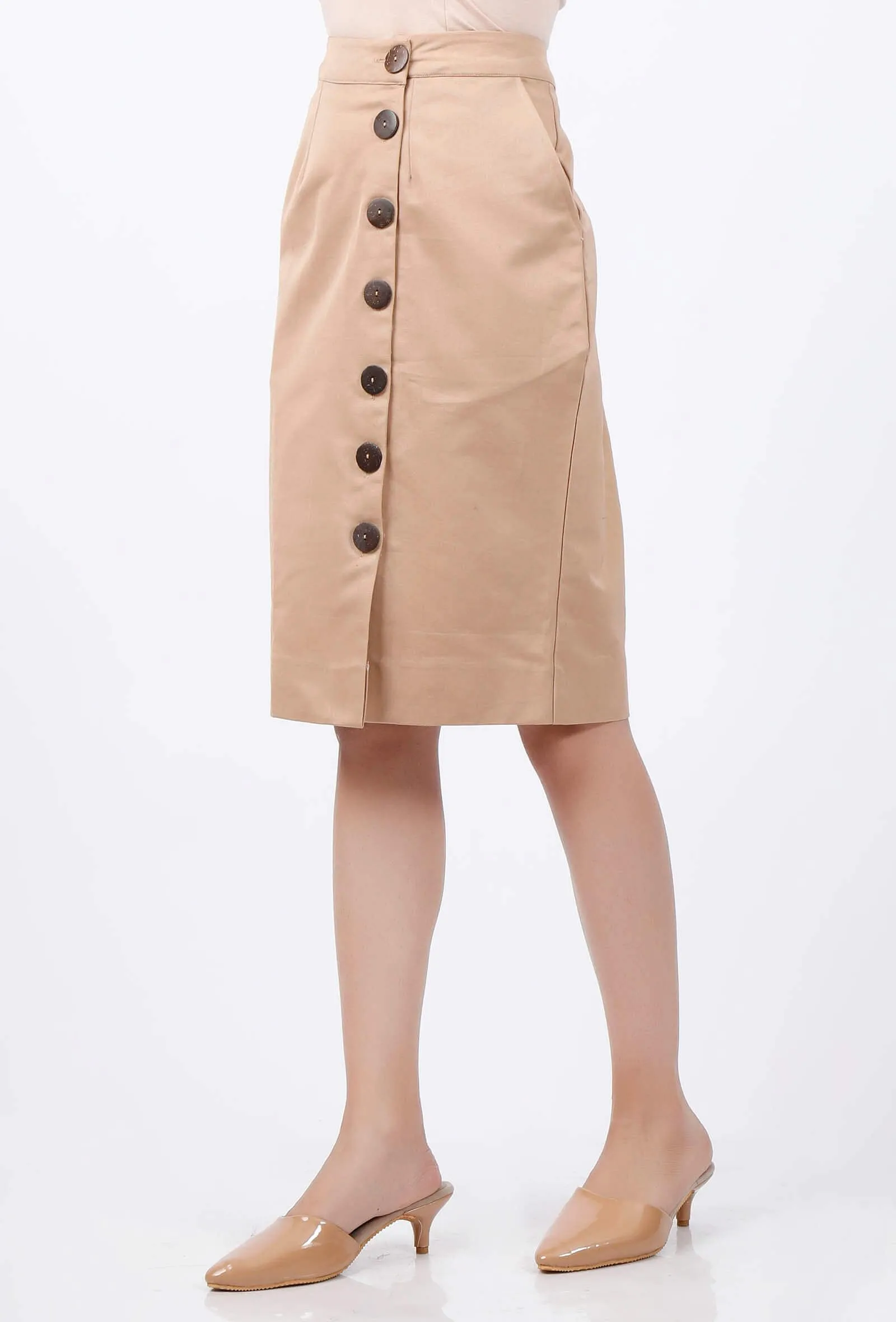 Beige gabardine formal skirt