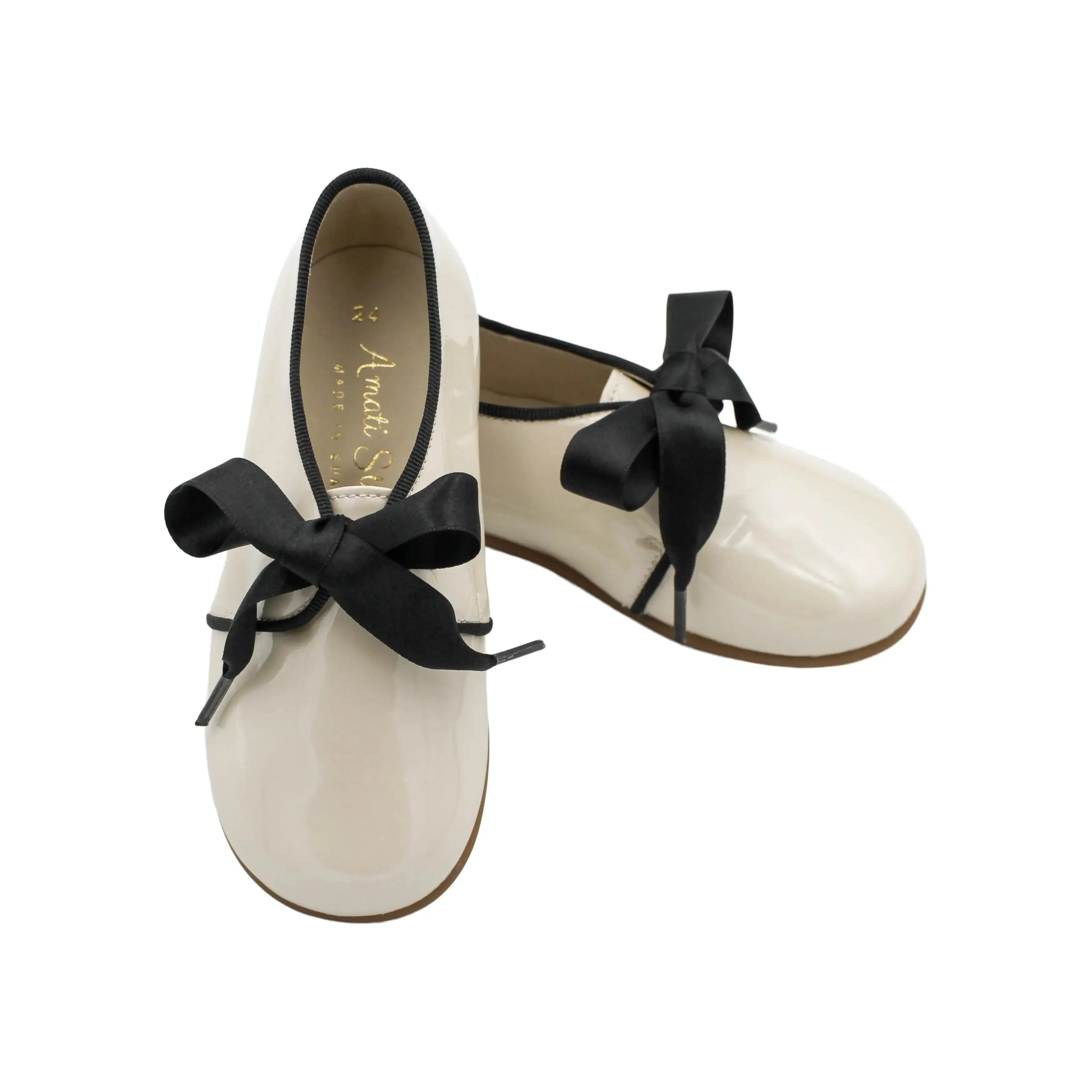 Camilla- Ivory Patent Leather Shoes