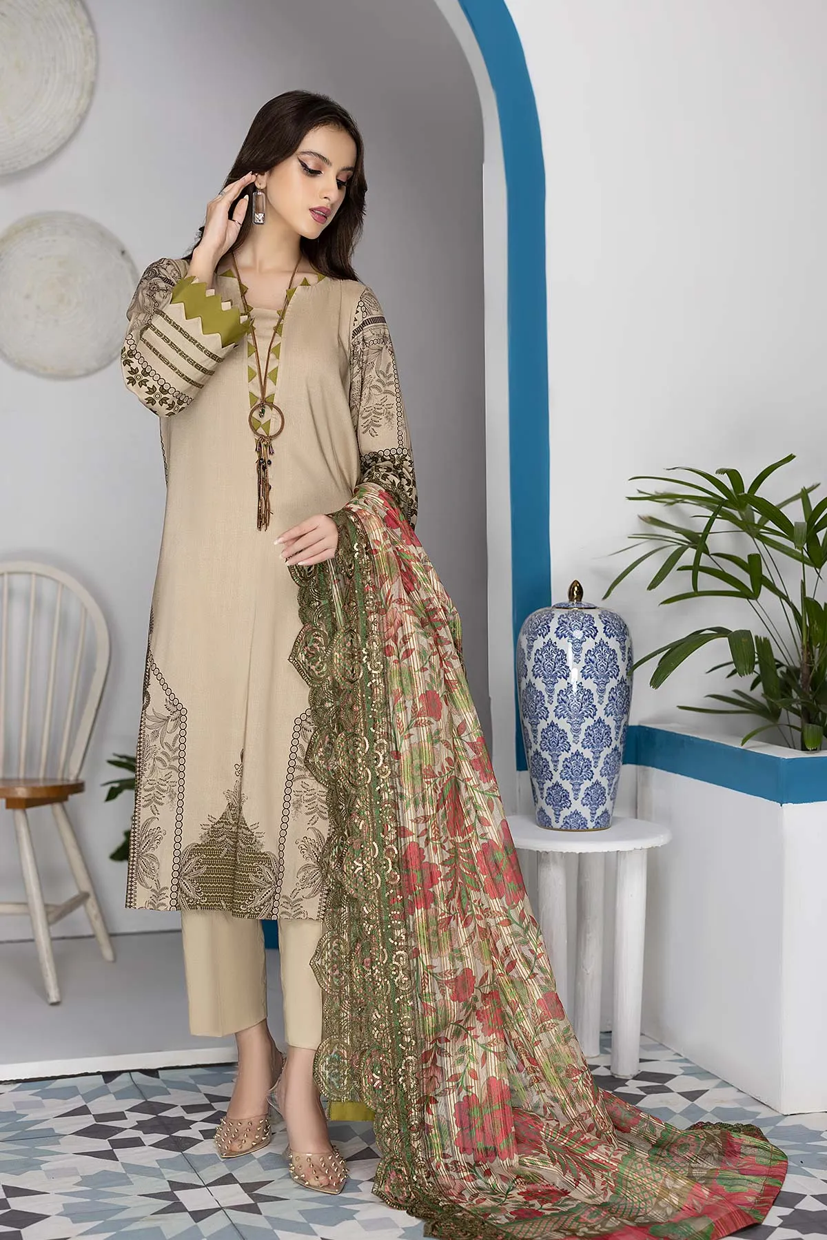 Charizma Print Melody Fall/Winter · Printed Marina Suit With Embroidered Dupatta – PEW22-04