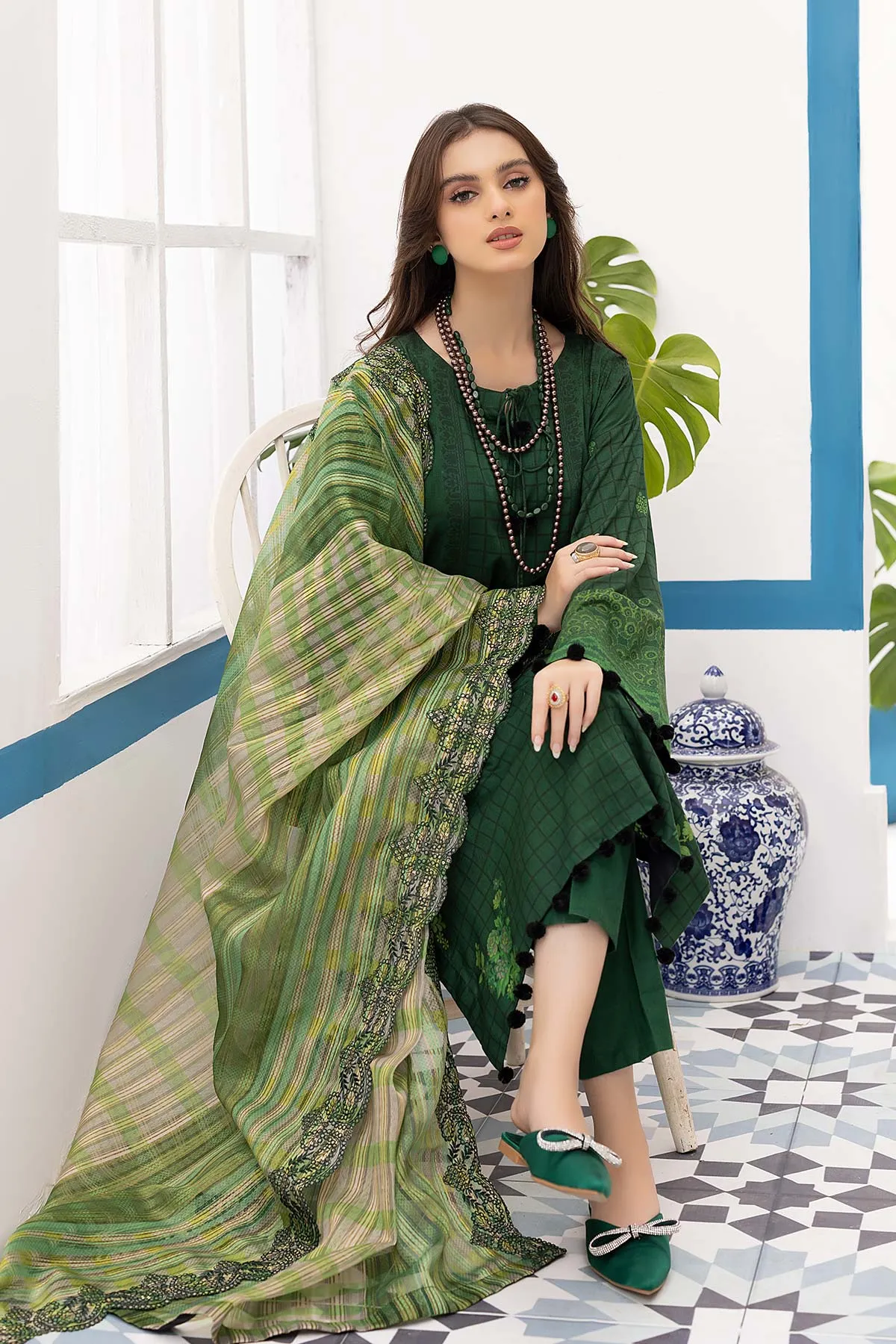 Charizma Print Melody Fall/Winter · Printed Marina Suit With Embroidered Dupatta – PEW22-08