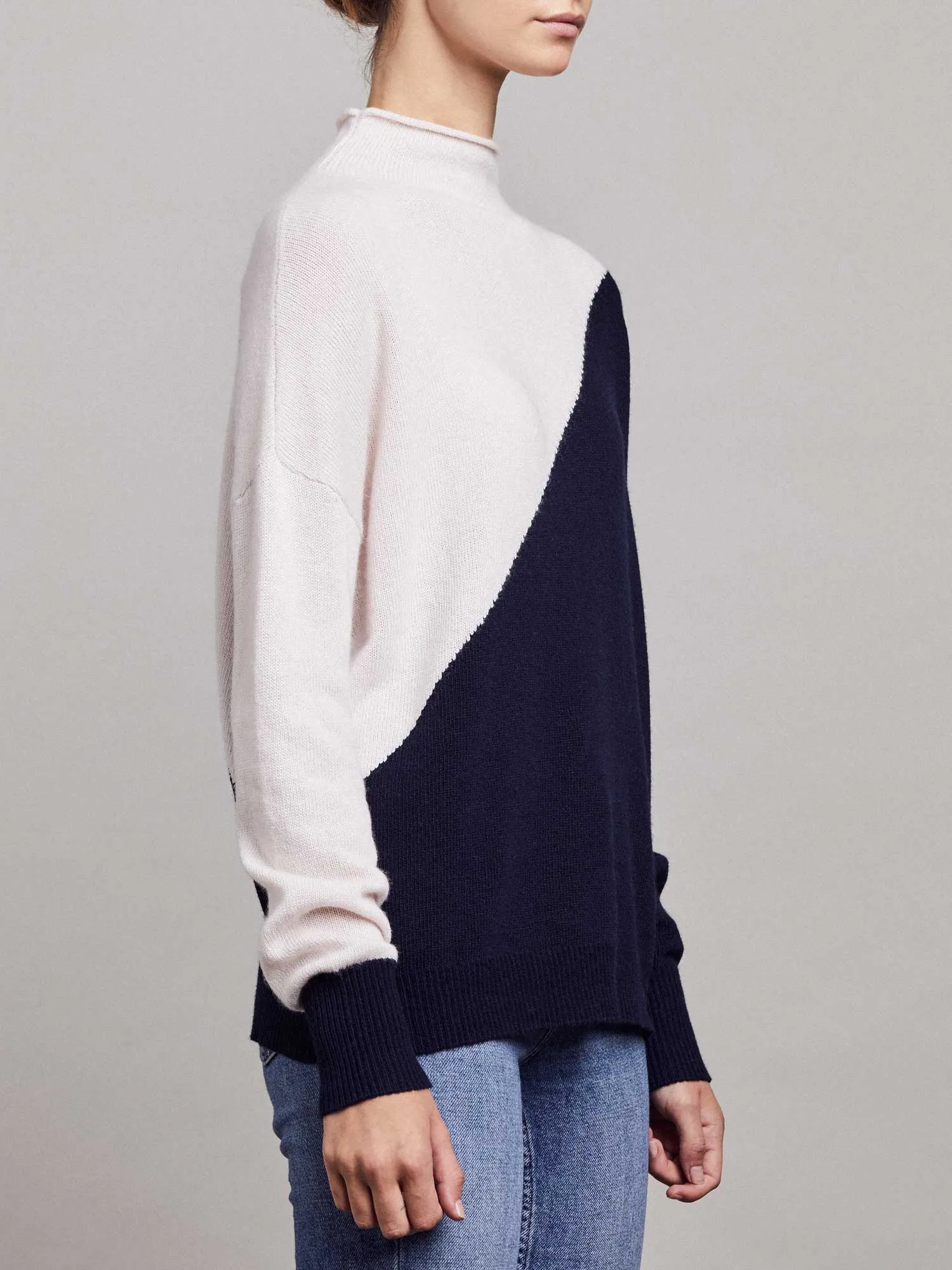 Chloe Jumper Yacht/Babe