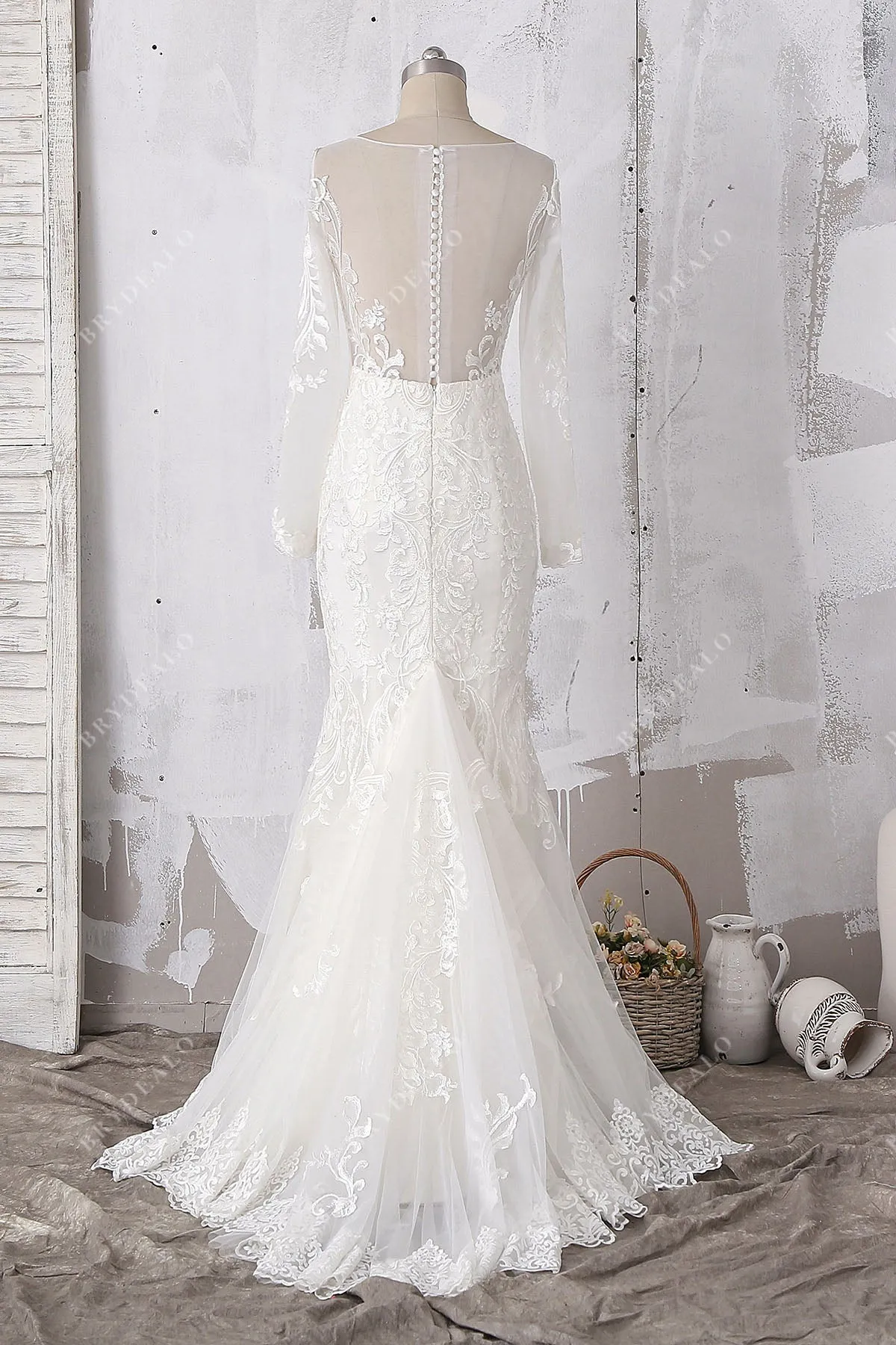 Designer Lace Long Sleeves Bustle Mermaid Wedding Dress