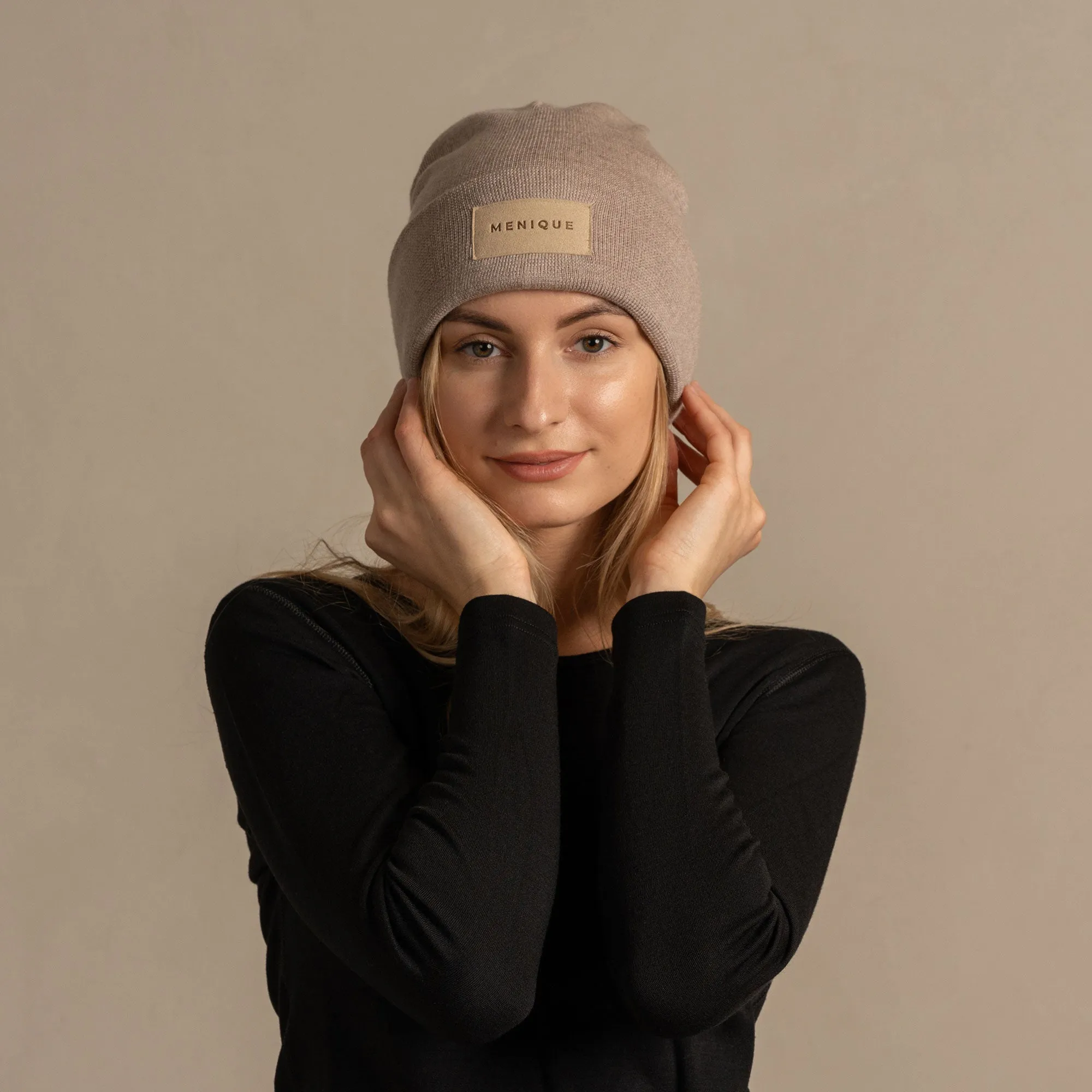 MENIQUE Logo Women's Knit Beanie